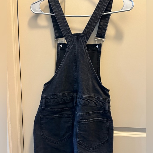 Overall - Picture 3 of 5